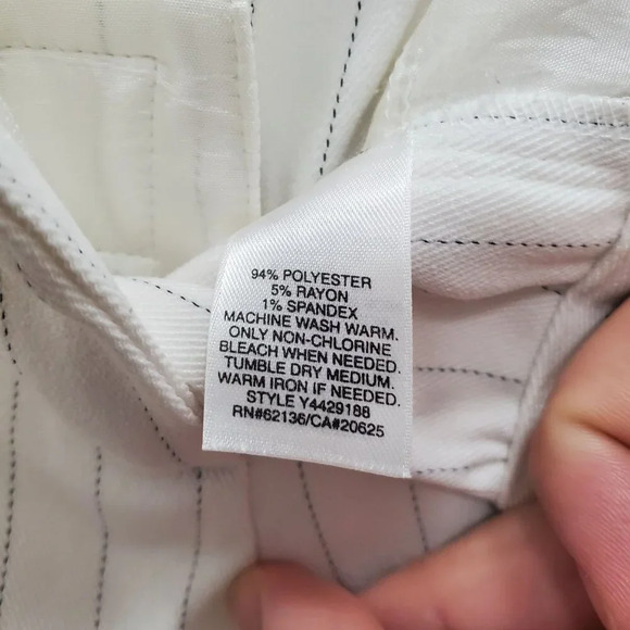 Guess Women's Vintage White Dashed Pinstripe Stretch Low Rise Trousers Size 28 - Picture 5 of 7